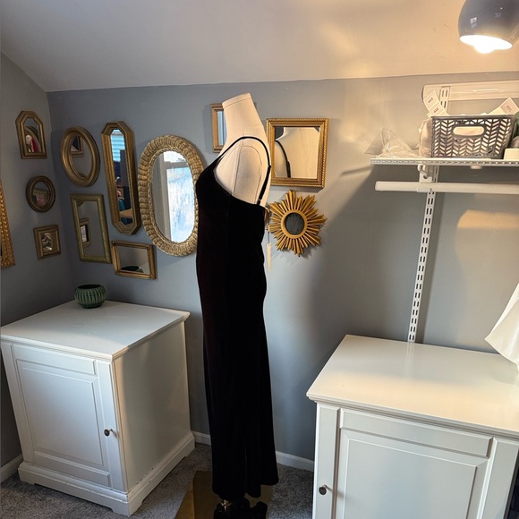 L’AGENCE Velvet midi dress size 2 - Picture 2 of 9